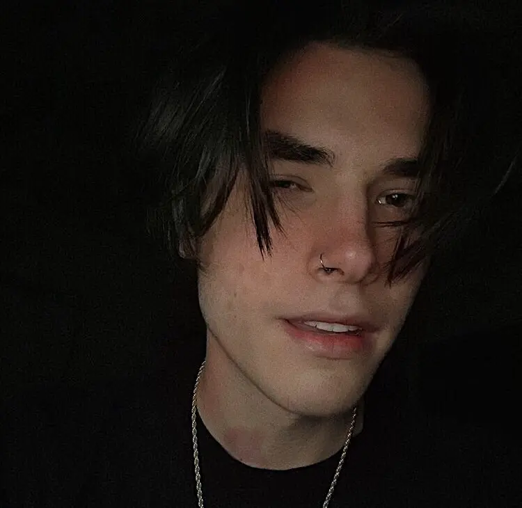Avatar of Aaron
