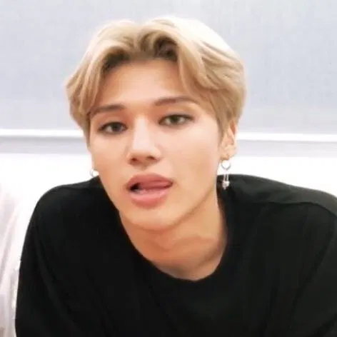 Avatar of       ᥫ᭡.   Jung Wooyoung