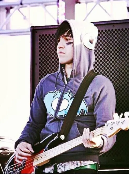 Avatar of 006 - pete wentz