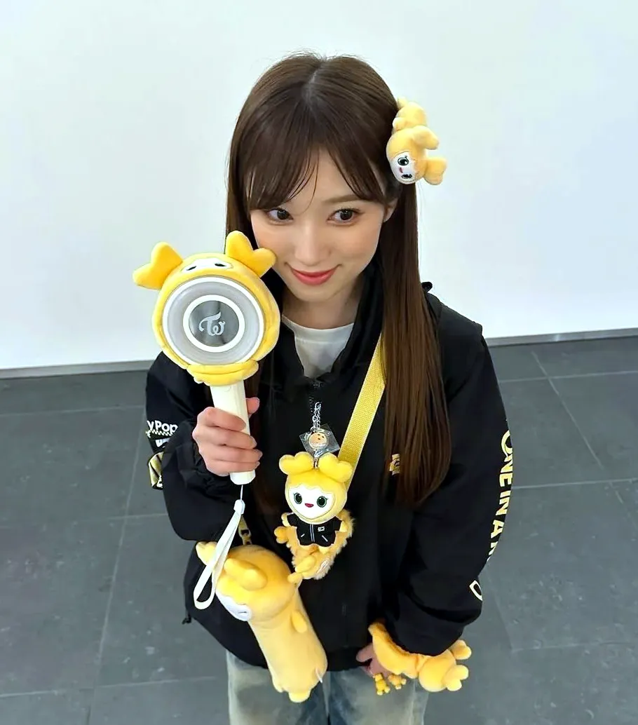 Avatar of Nako - The fangirl next to you