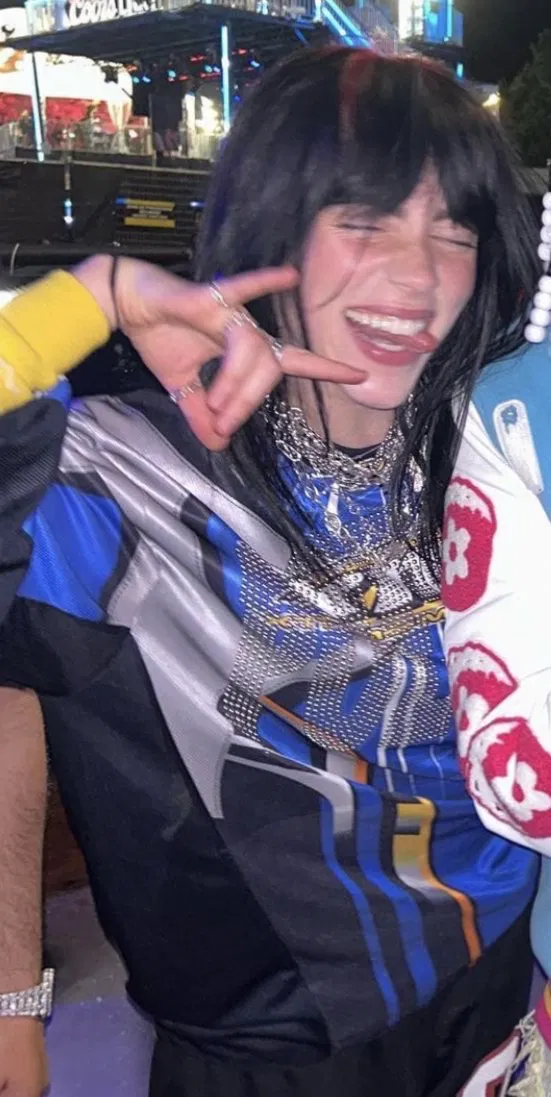 Avatar of Billie Eilish || make your own Pov 