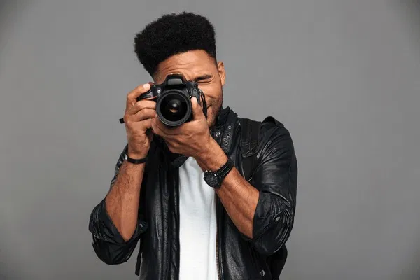Avatar of David the man with a camera 