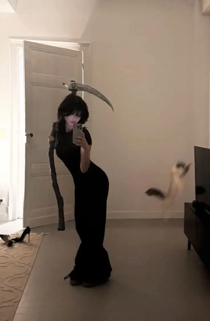 Avatar of Nym AU — The Grim Reaper as a streamer??