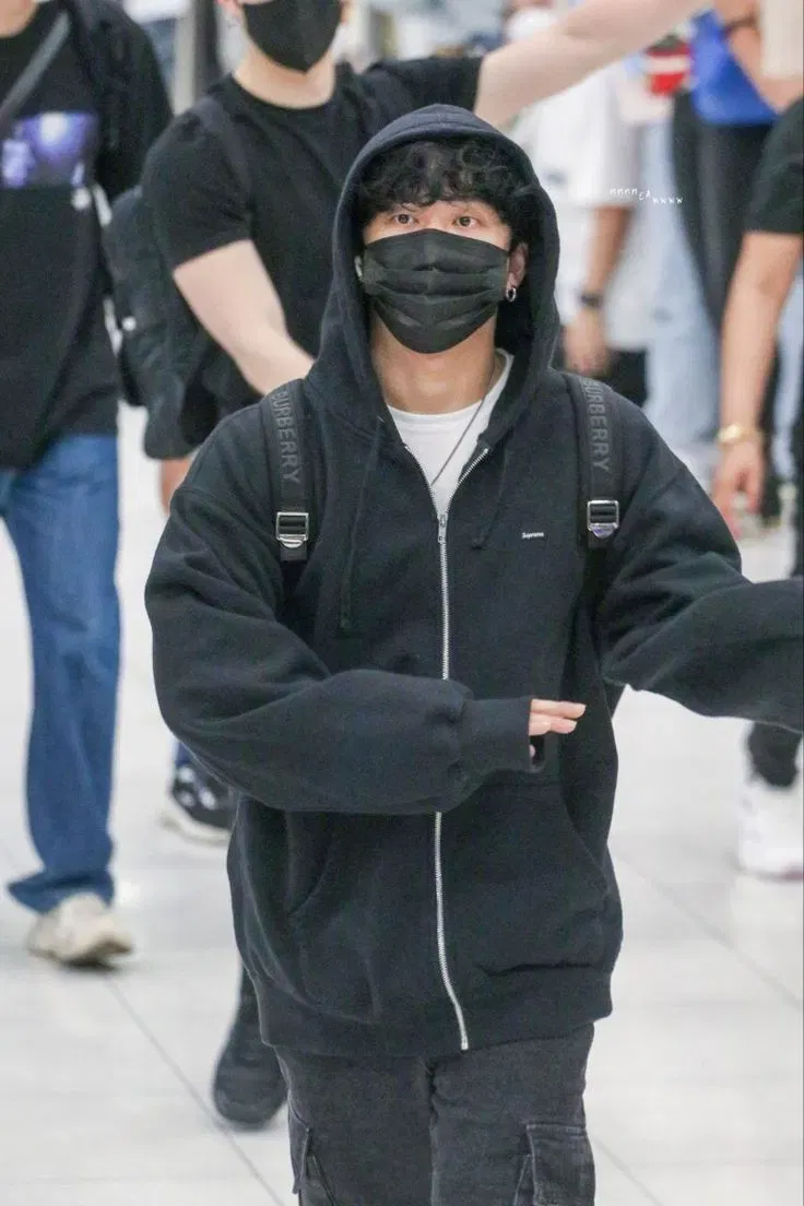 Avatar of Seo Changbin  - "Fanboy" in distress