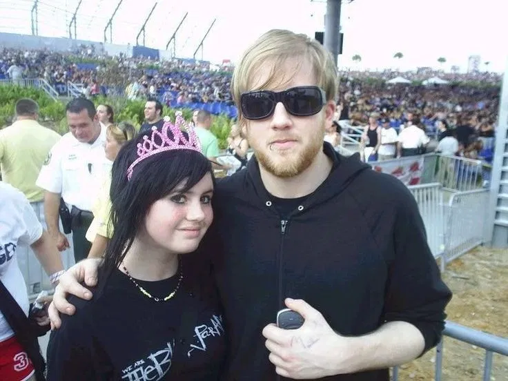 Avatar of 011 - bob bryar