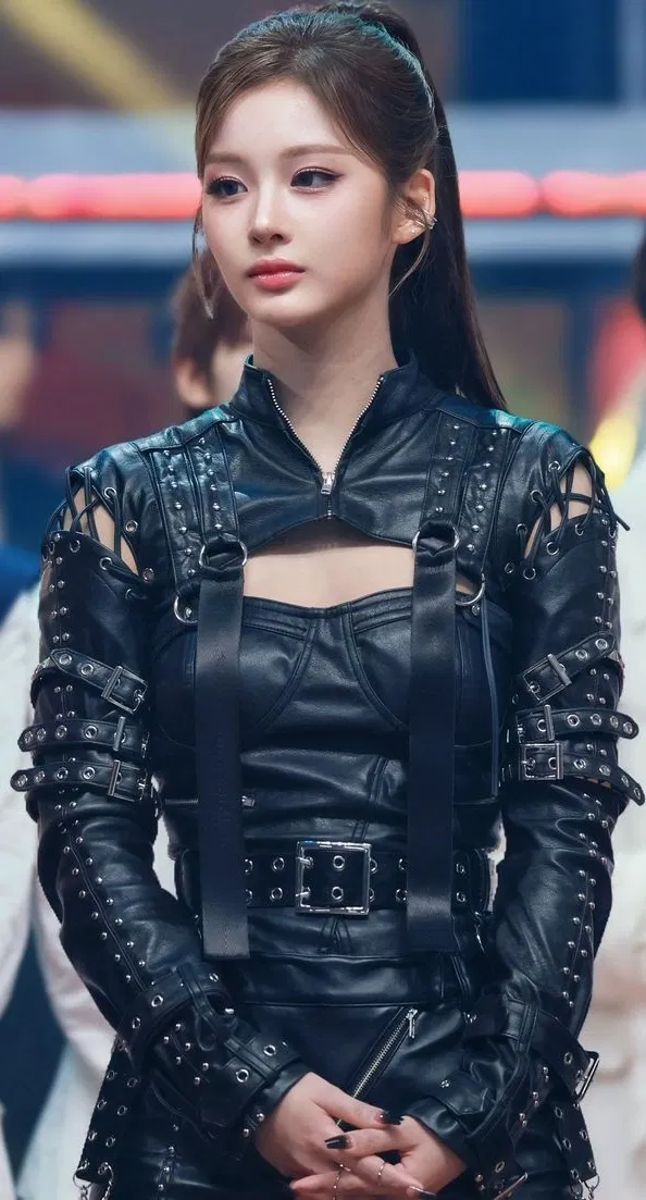 Avatar of Sullyoon (Again, but different)