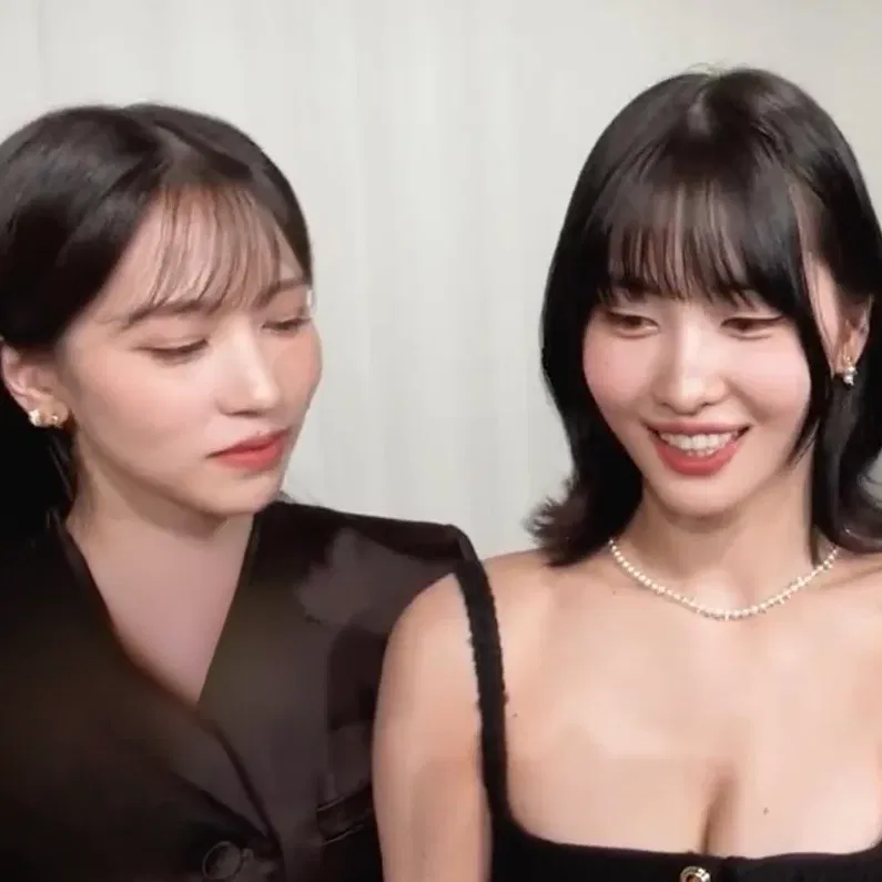 Avatar of Mina & Momo - Caught staring