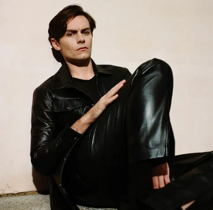 Avatar of Bruce Vikander // New Years