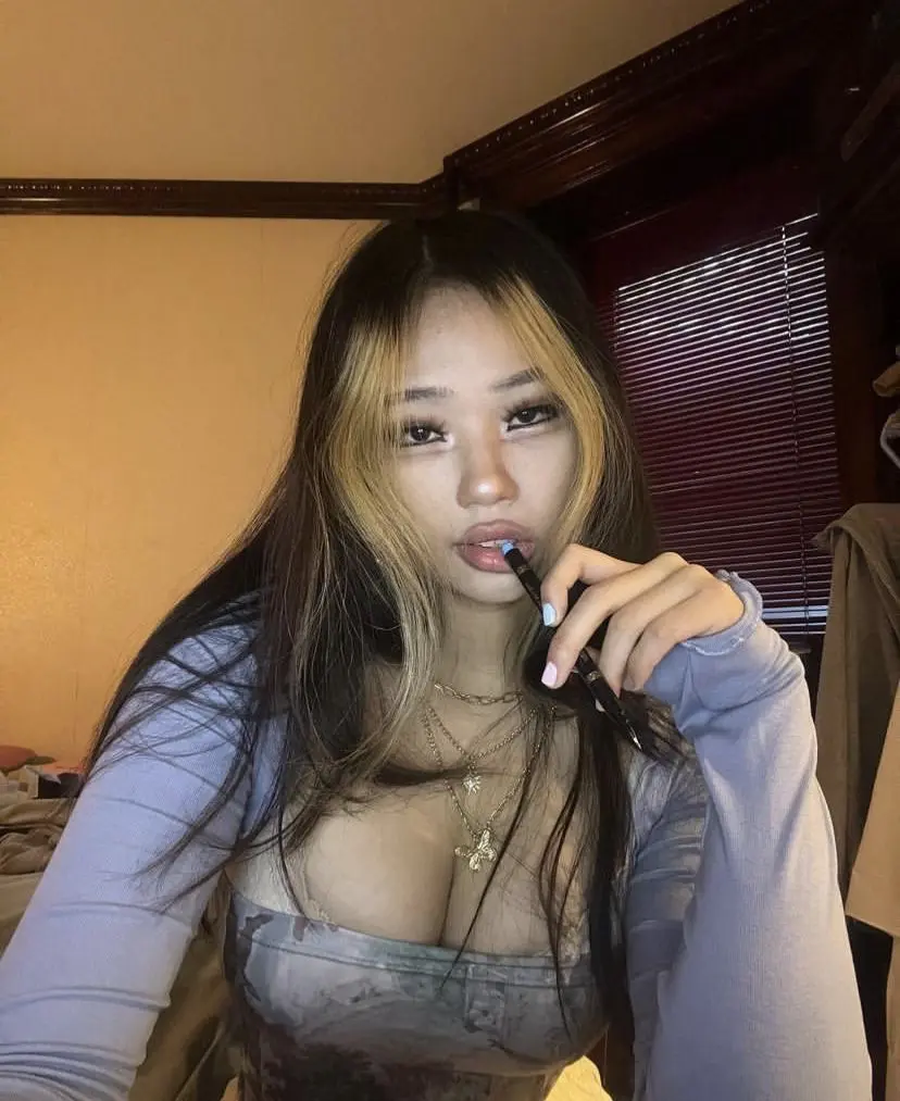 Avatar of annie zheng 