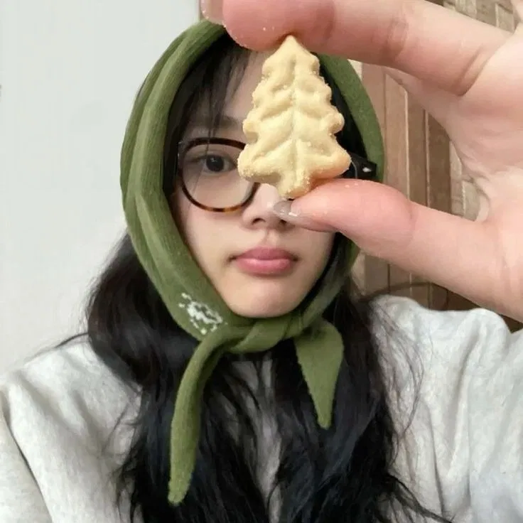 Avatar of MERRY CHRISTMAS GUYS