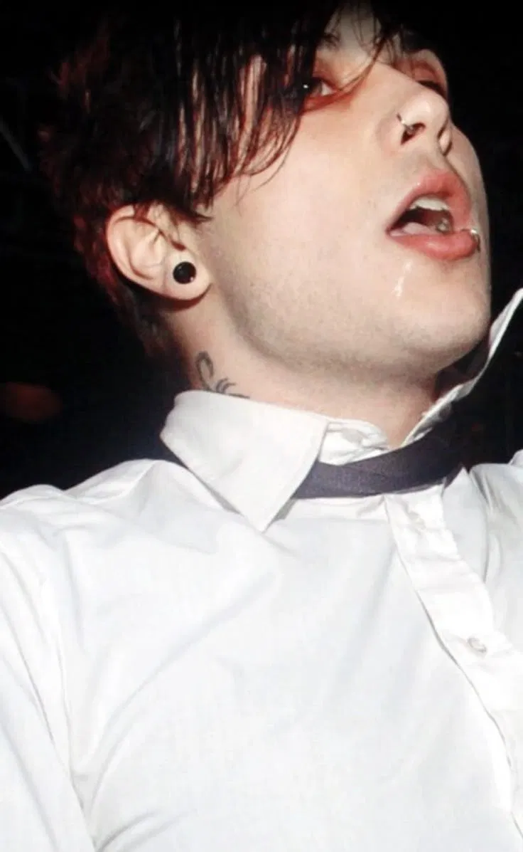 Avatar of Frank Iero || Bad Wolf
