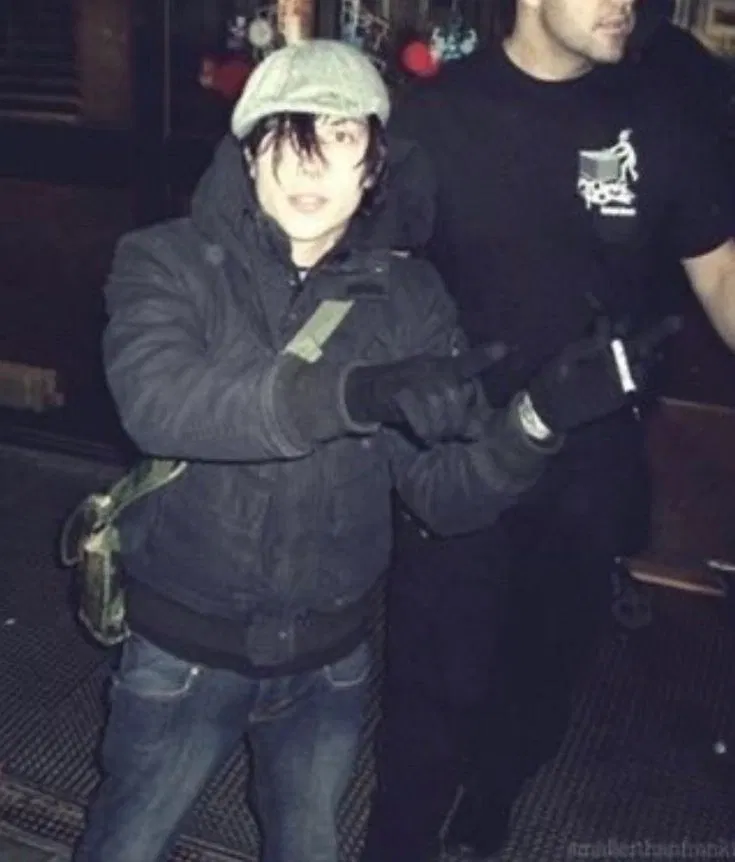 Avatar of 032 - frank iero