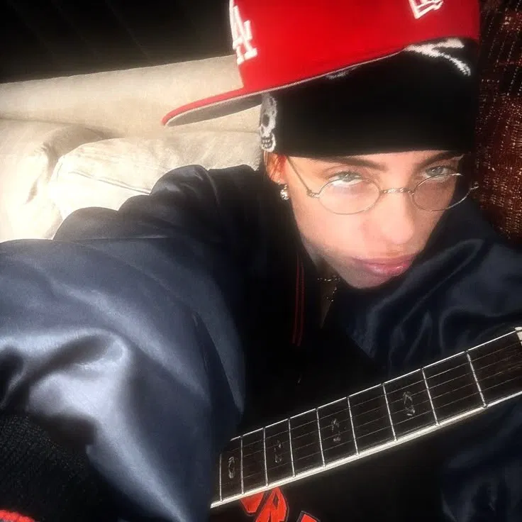Avatar of Billie Eilish [officer]