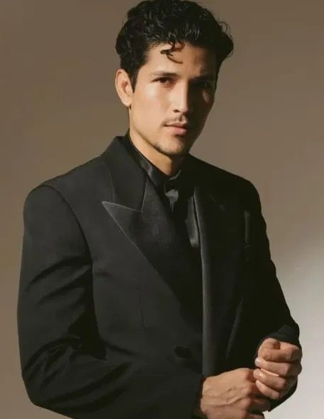 Avatar of Joaquin Torres - Photoshoot