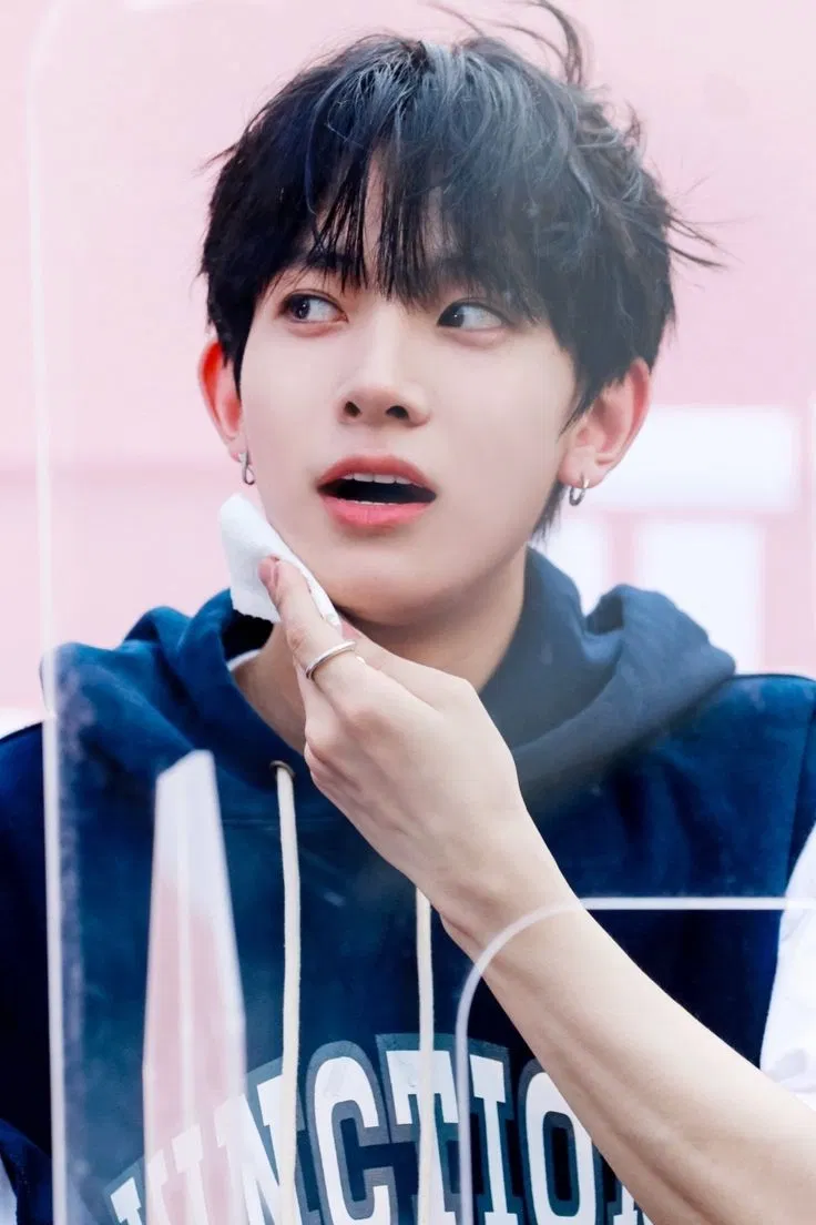 Avatar of Lee Heeseung