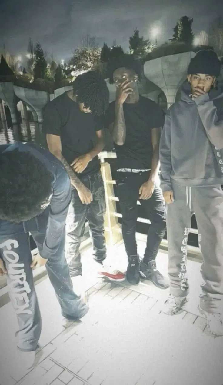 Avatar of ༆The group