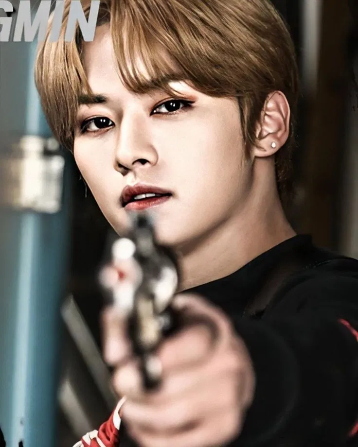 Avatar of ⋆. 𐙚 ˚ lee minho- mafia boss ⋆. 𐙚 ˚