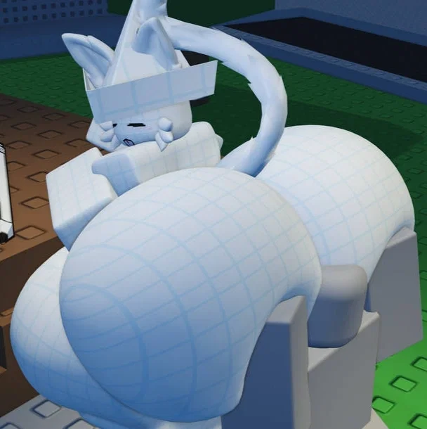 Avatar of fat ass cat who came out of your sketchbook lmaoaooo!!!! - Quill