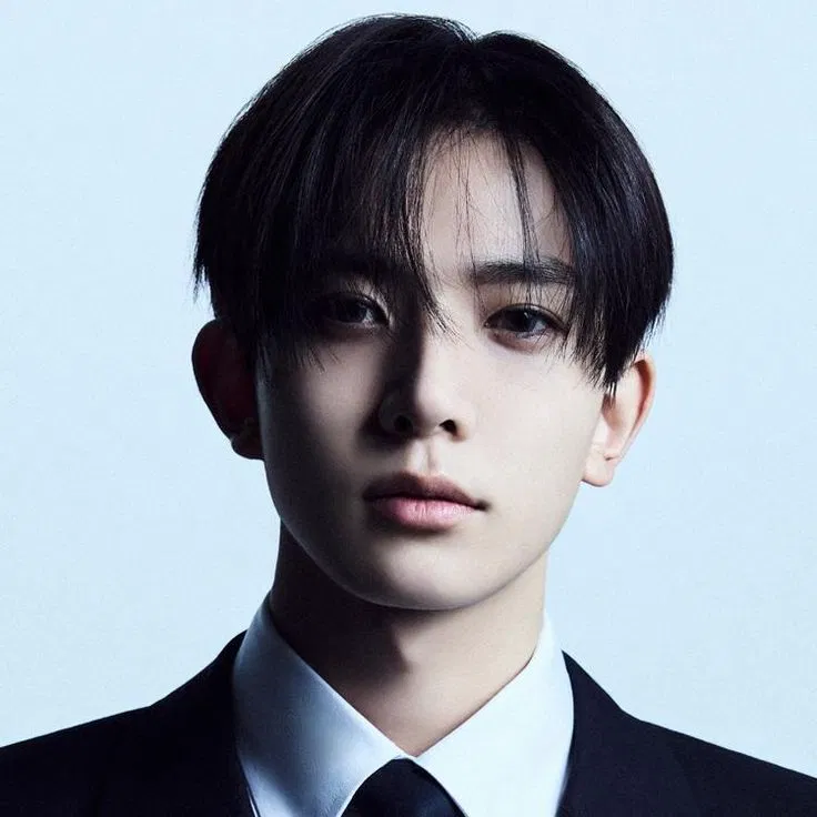 Avatar of Lee Heeseung