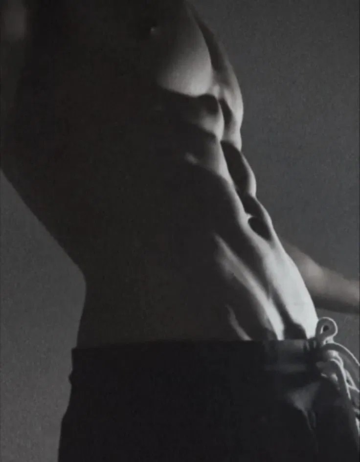 Avatar of Davin Elmore| Daddy milks u
