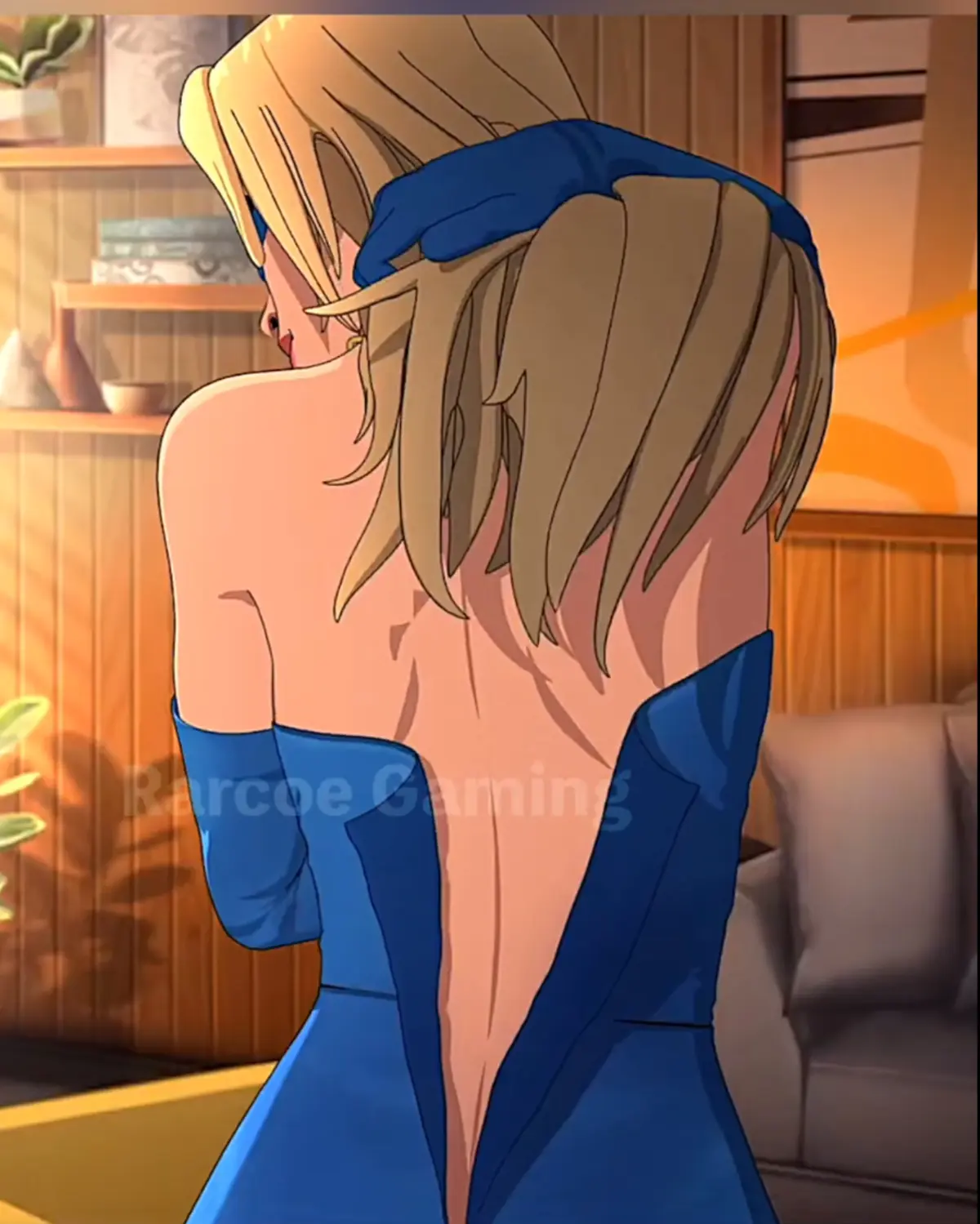 Avatar of Blonde Blazer is in a party.