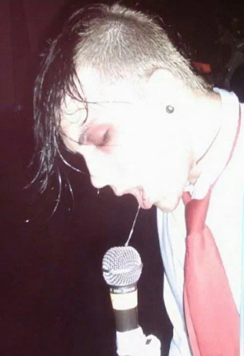 Avatar of 007 - frank iero