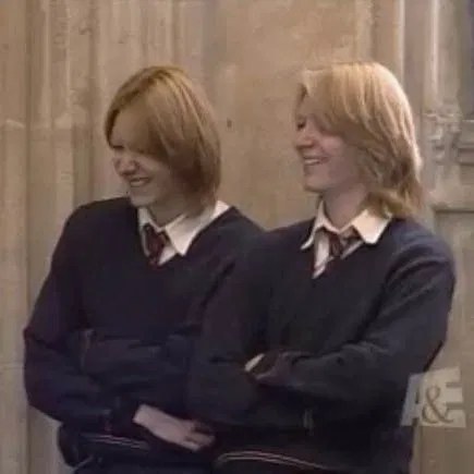 Avatar of Weasley twins