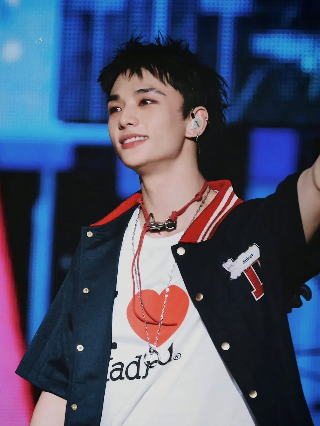 Avatar of Hwang Hyunjin - Kiss?