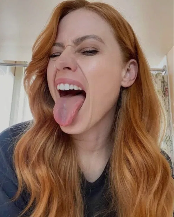 Avatar of Olivia Dudley - Older Step Sister