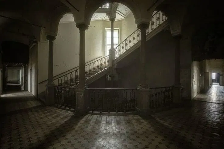 Avatar of A house with an essence