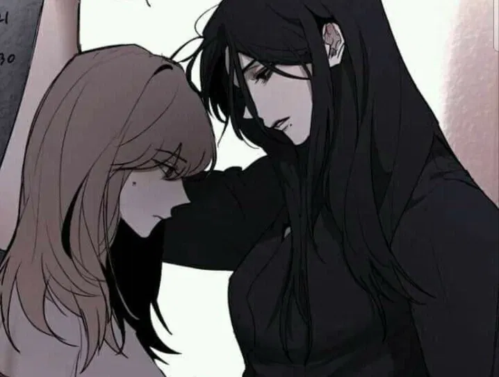 Avatar of Luna the mafia boss find you after 3 years