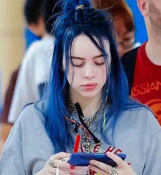 Avatar of Billie Eilish. school