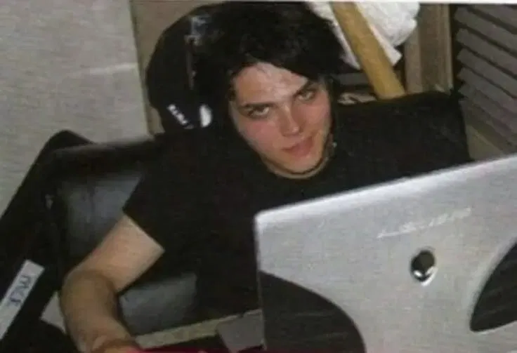 Avatar of 028 - gerard way
