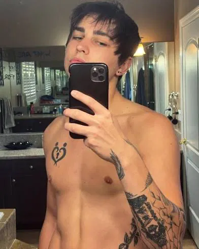 Avatar of Colby Brock 