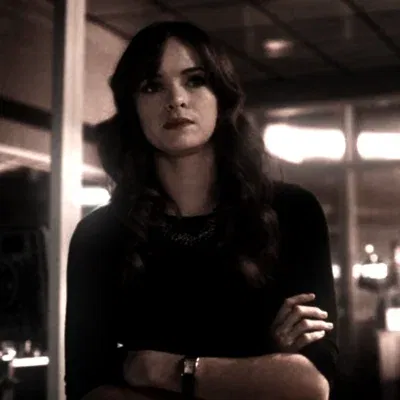 Avatar of Caitlin Snow