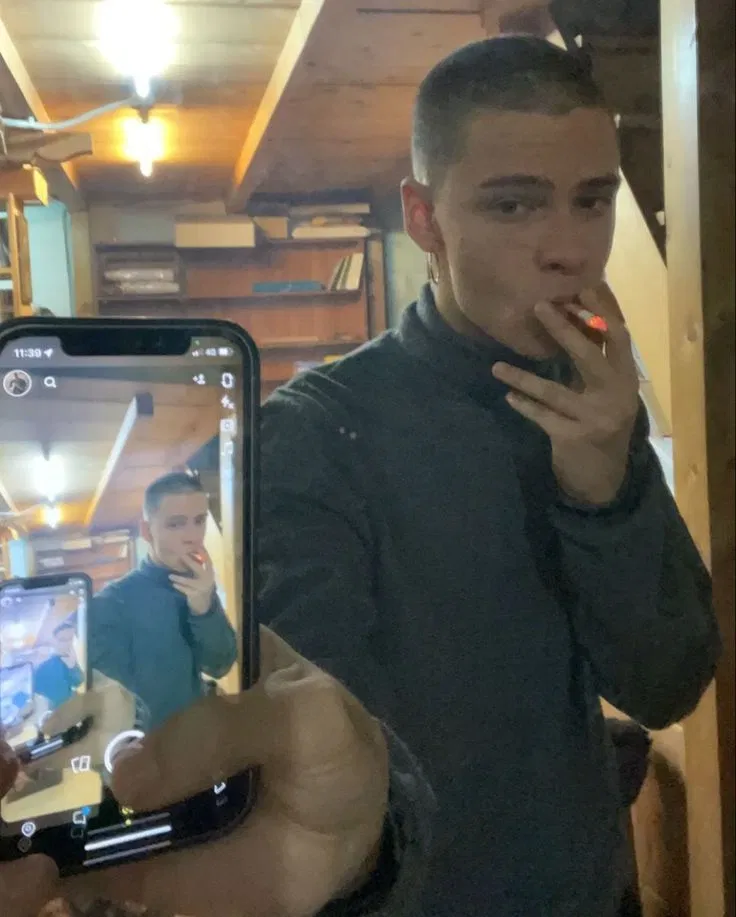Avatar of 𝙉𝙞𝙠𝙤𝙡𝙖𝙞