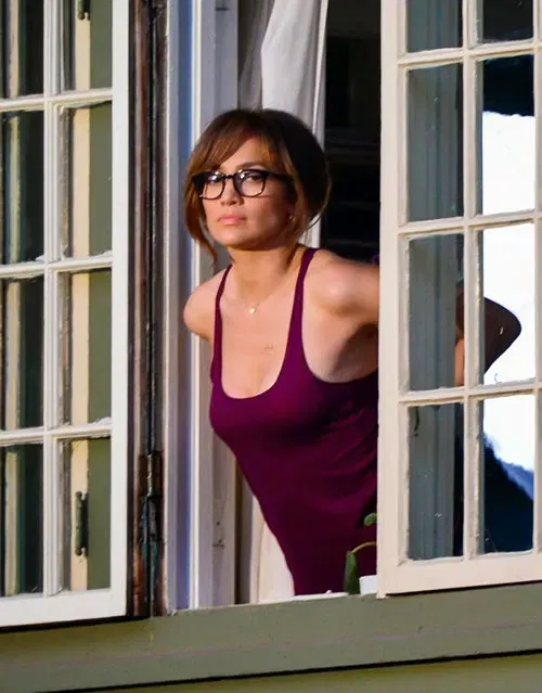 Avatar of Jennifer Lopez: Claire Peterson - The Boy Next Door