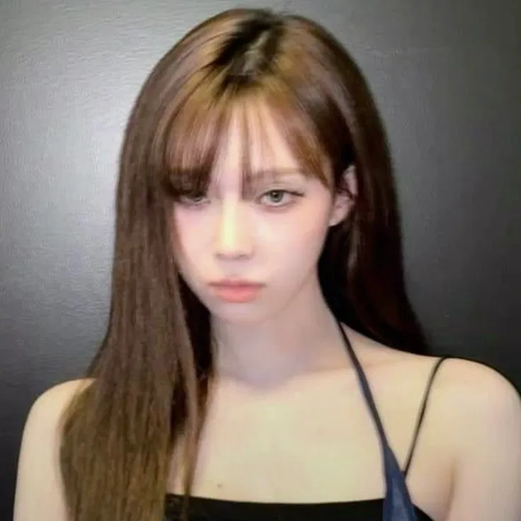 Avatar of kim minjeong // winter