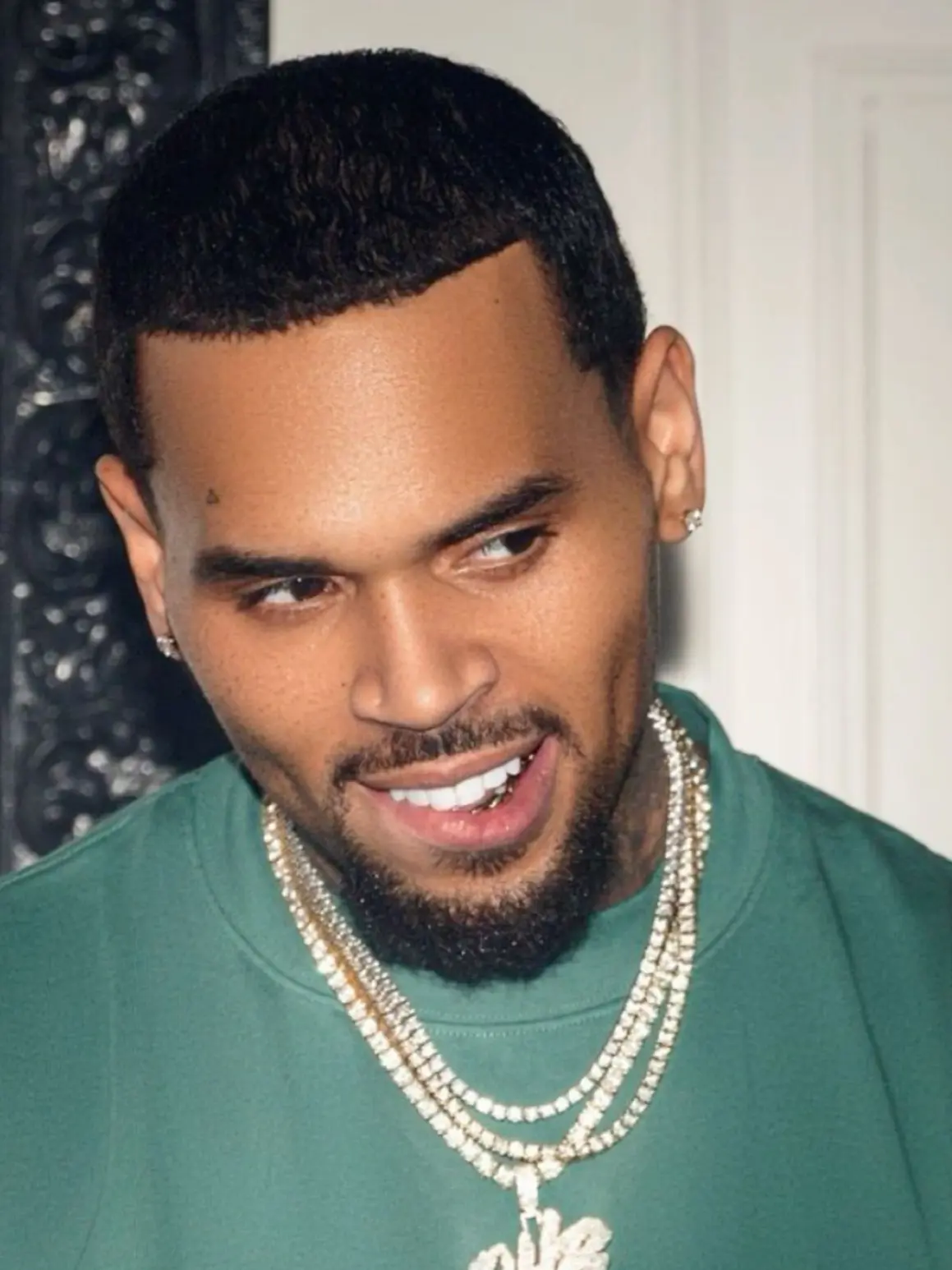 Avatar of Chris Brown ੈ♡˳