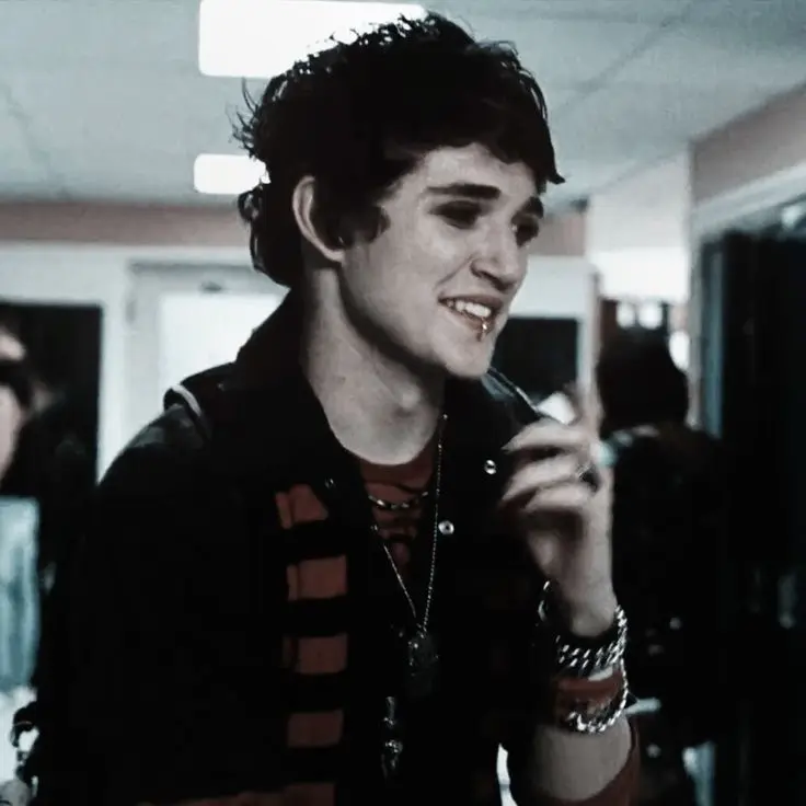 Avatar of Colin Gray || He survived Jennifer 