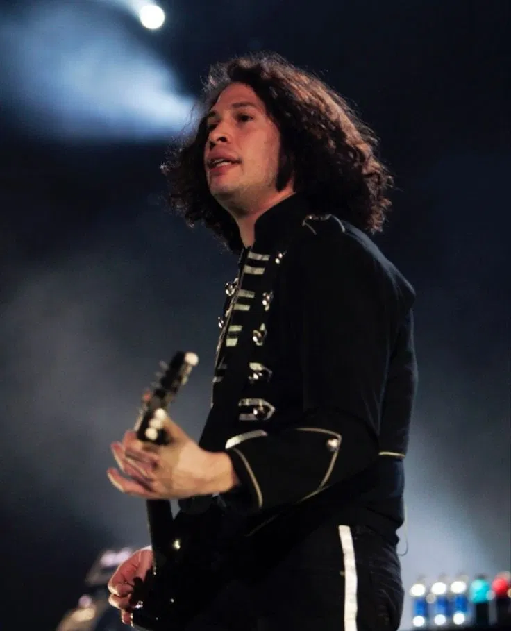Avatar of Ray Toro || THE BLACK PARADE 