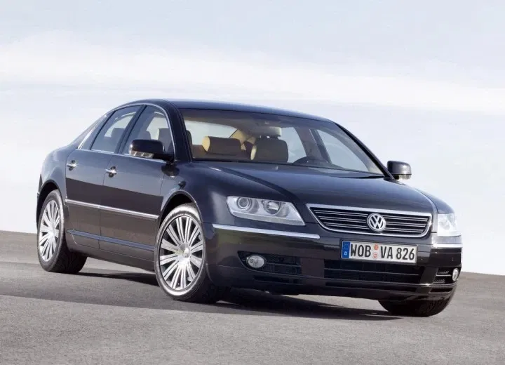 Avatar of Volkswagen Phaeton w12
