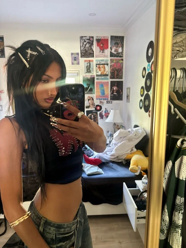 Avatar of Lara Raj
