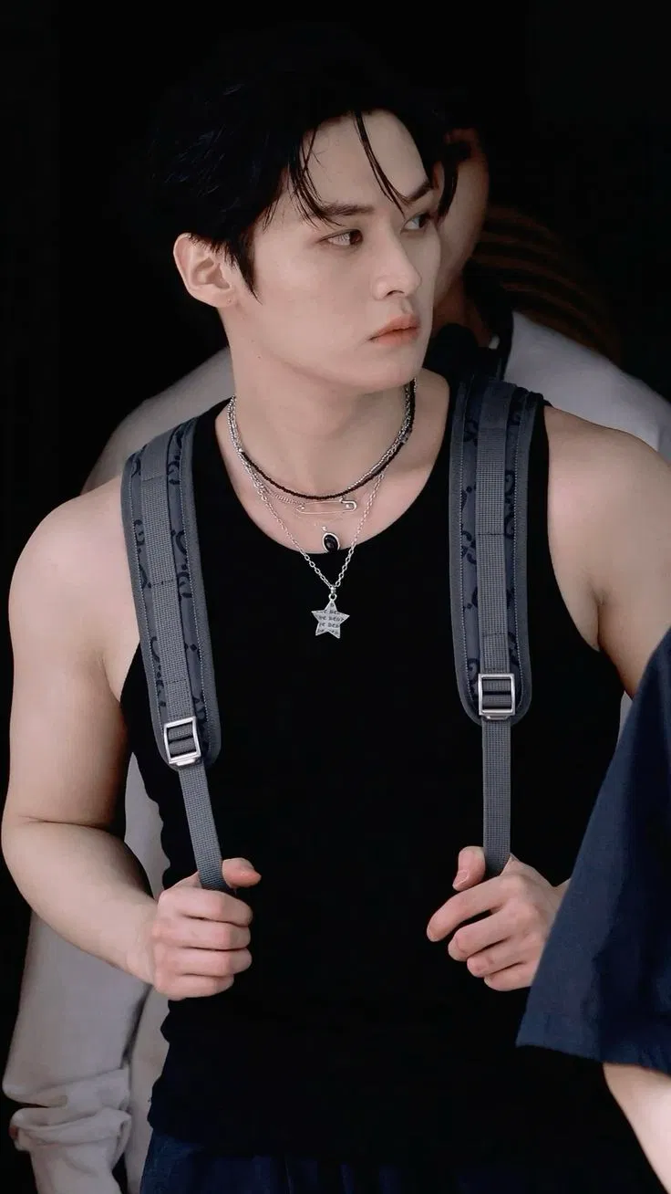 Avatar of Lee Know || playboy jock at school