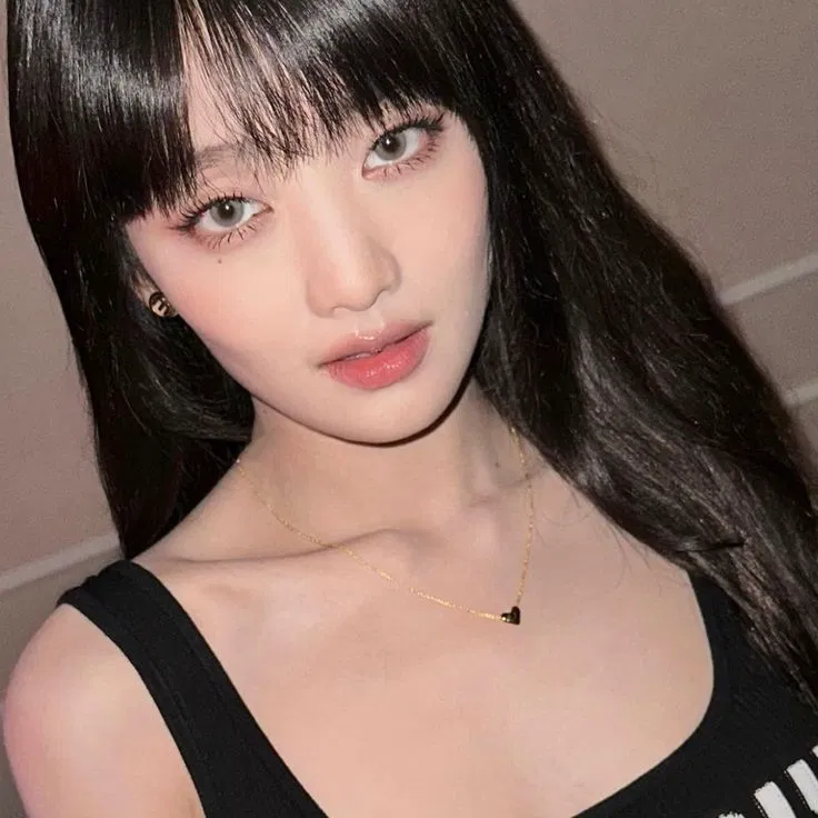 Avatar of Minnie, Your Sugar Mommy