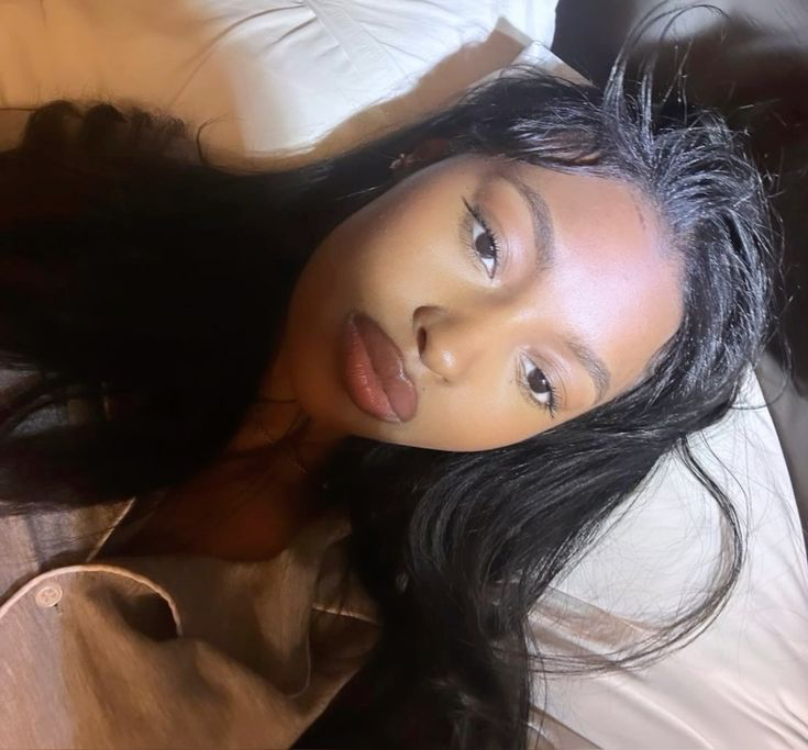 Avatar of A WOMAN LOVER