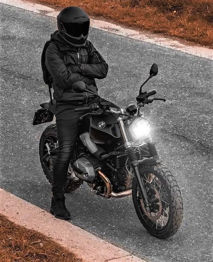 Avatar of Motorcycle Lover | Manuel Escalante.