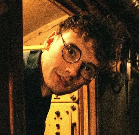 Avatar of 🩻   ﹐  ﹫ wilbur ♪  َ  doctor