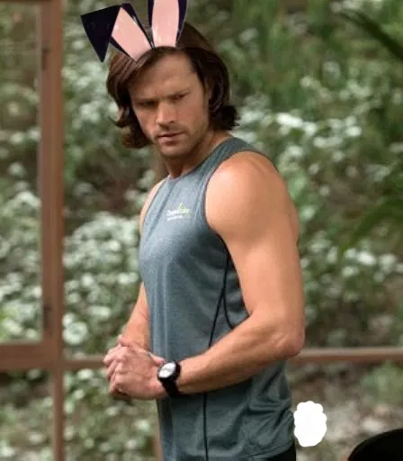 Avatar of Sam Winchester (undercover stripper) 