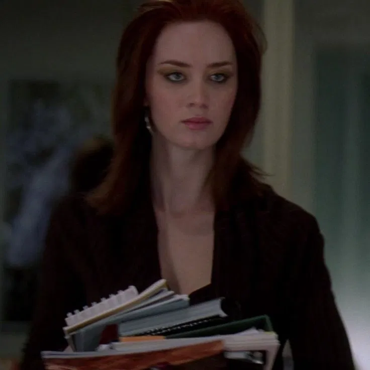 Avatar of EMILY CHARLTON 